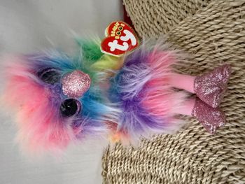 Ty Beanie Boo « Asha » l'autruche arc-en-ciel