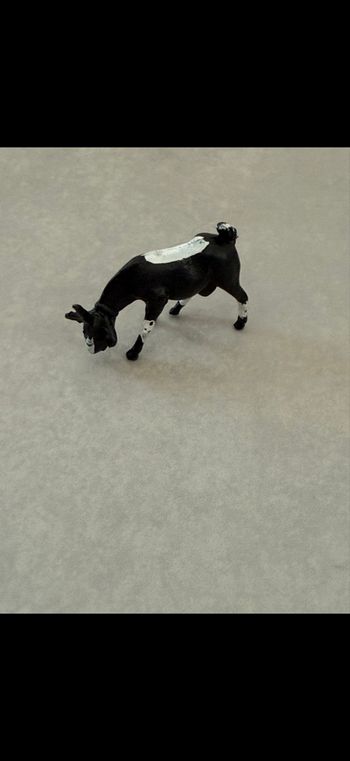 Figurine jouet bouc