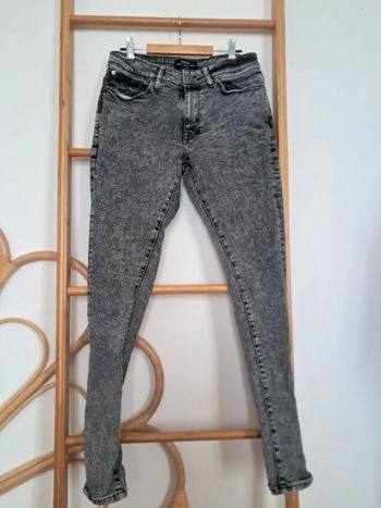 Jeans super skinny fit bershka S / 36 gris Parfait état