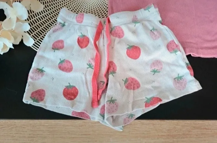 Pyjama, taille 5 ans, marque kiabi - photo numéro 2