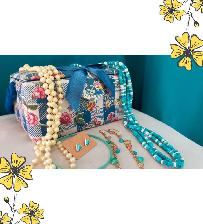 Coffret Bijoux vintage & ethniques + boîte à bijoux tissu fleuri - photo numéro 2