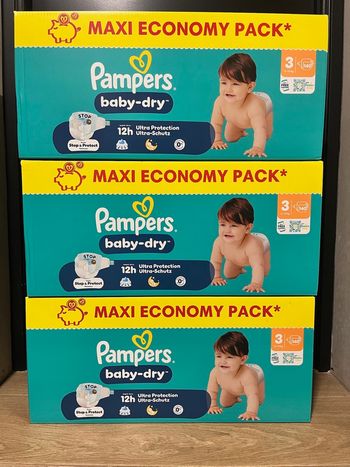 Couches Pampers taille 3