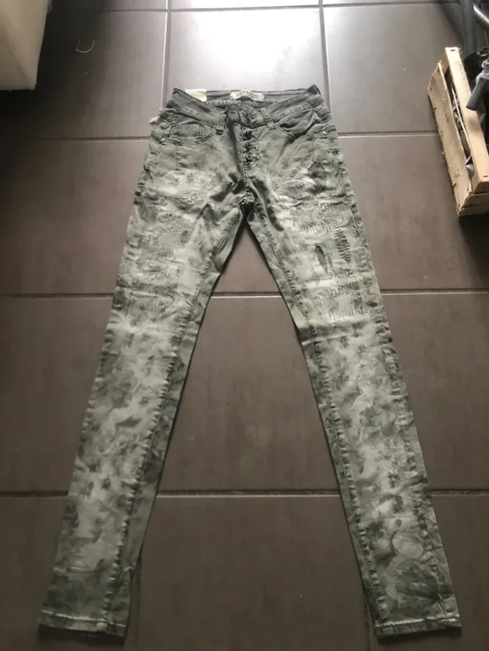 Jean T38 femme neuf 👖 - photo numéro 2