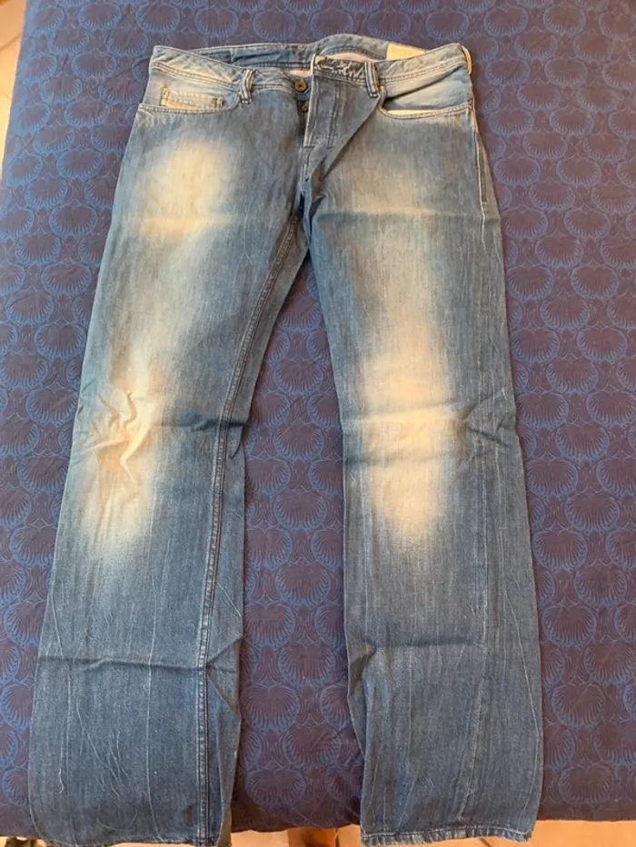 Jean Diesel coupe droite taille 33 - photo numéro 8