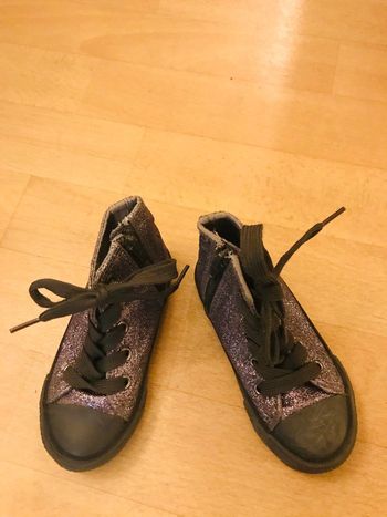 Chaussures filles pointure 23 pailletée argentée