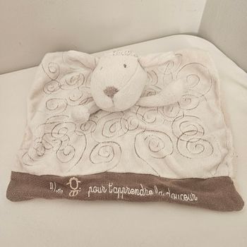 Doudou mouton obaibi