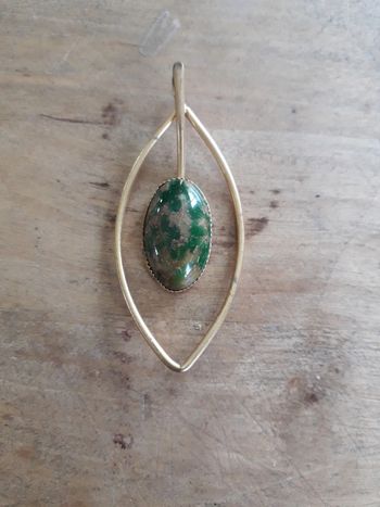 Ancien pendentif yves rocher