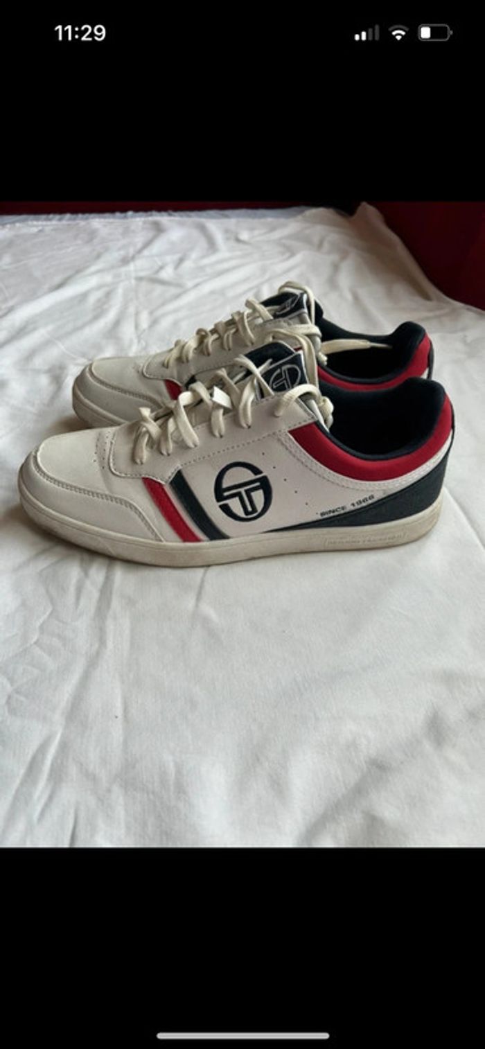 Baskets, taille 43