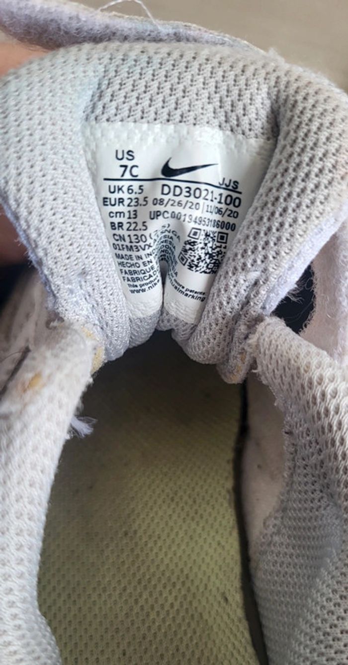 Nike rose et bleu - photo numéro 5