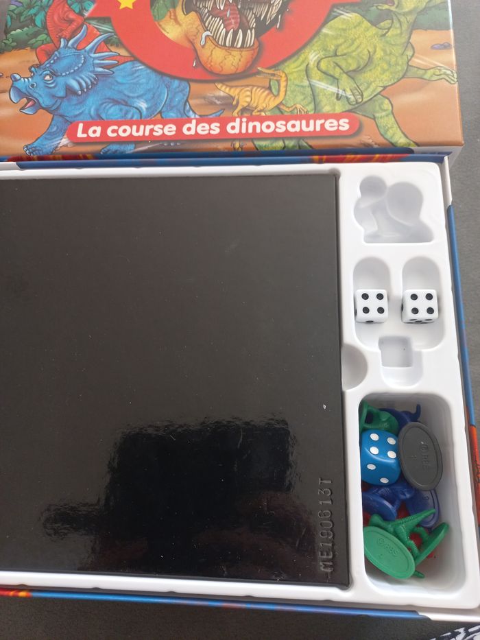 Jeu tyrannosaurus Rex la course des dinosaures megableu - photo numéro 2