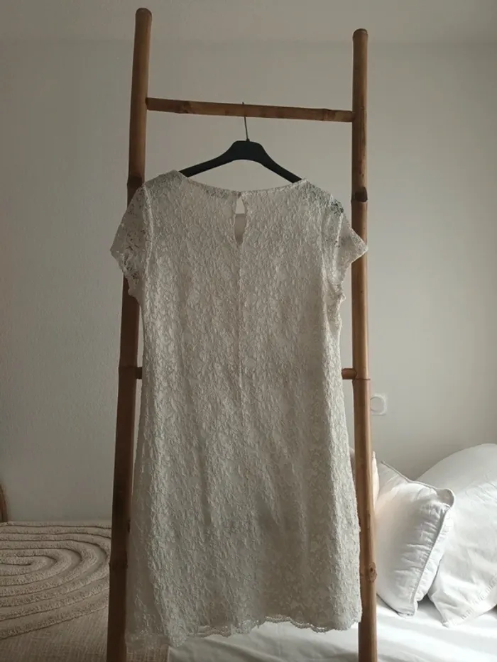 Robe en dentelle blanche Cache Cache taille M - photo numéro 5