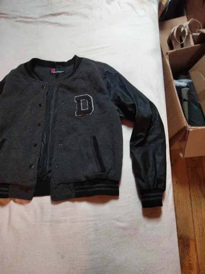 Veste varsity dollhouse taille M - photo numéro 2