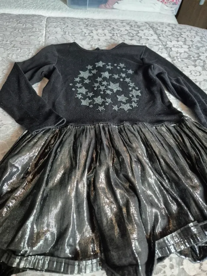 Robe T 6 ans - photo numéro 2