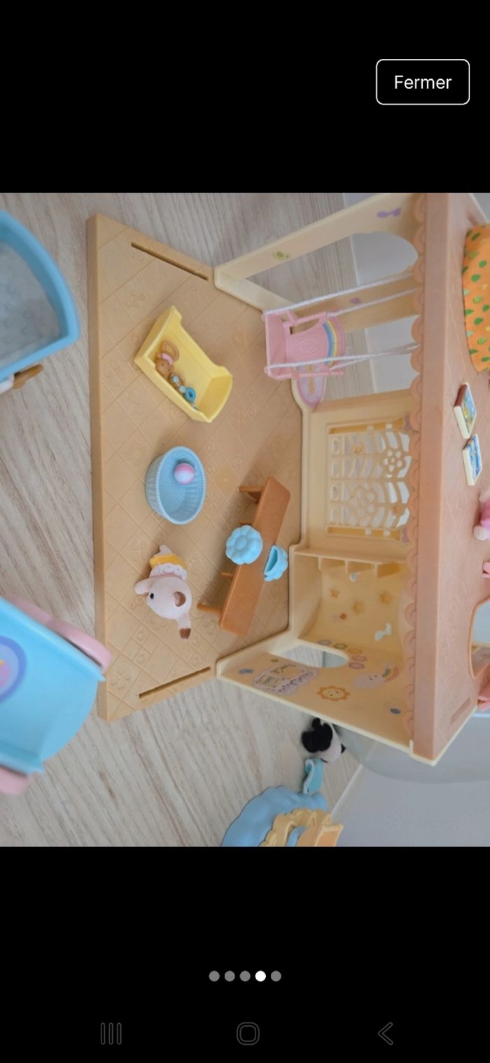 Crèche sylvanian - photo numéro 4