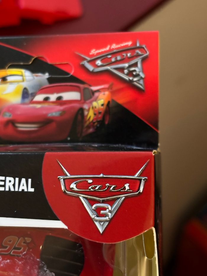 Camion transporteur Mack rampe - remorque amovible - 6 voitures NEUF - Mattel Disney Pixar Cars - photo numéro 9