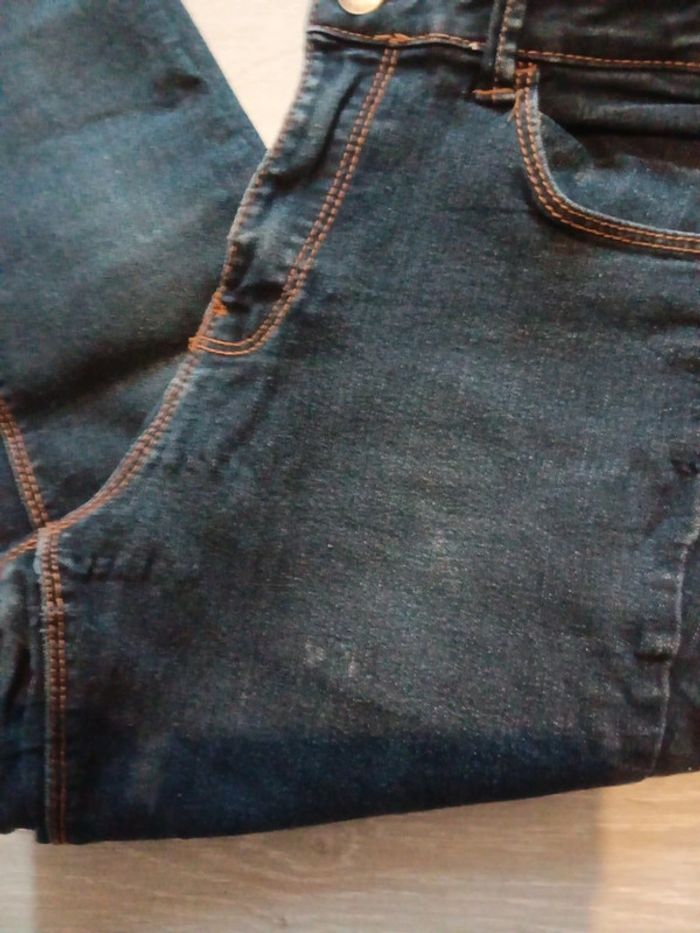 Jeans slim kiabi taille 34 - photo numéro 2