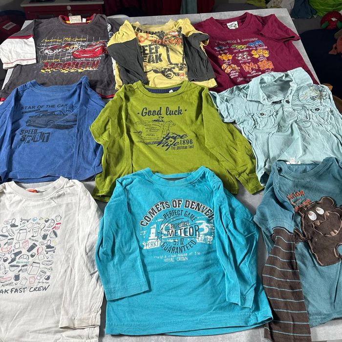 Lot 9 t-shirt taille 3 ans