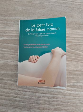 Le petit livre de la future maman