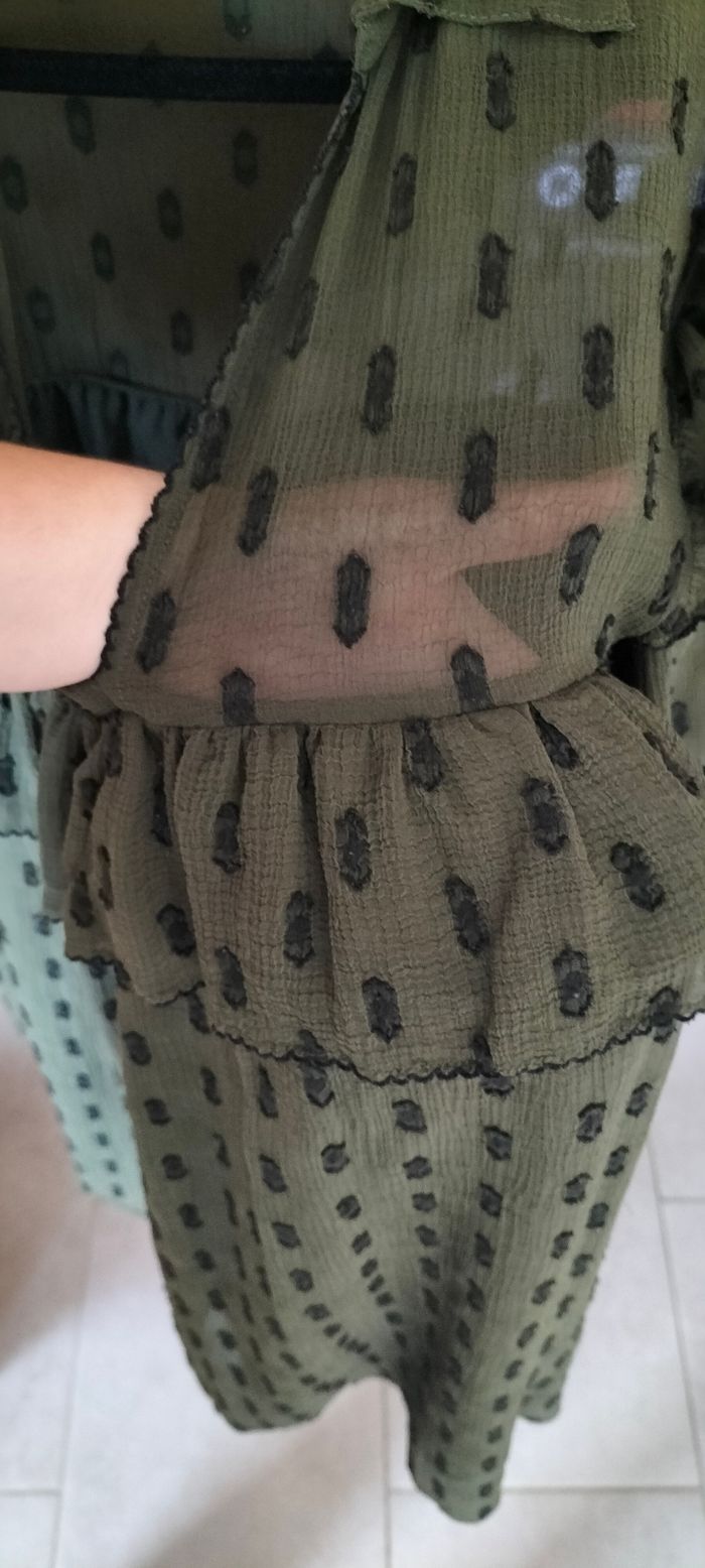 Robe verte à pois noir - photo numéro 2