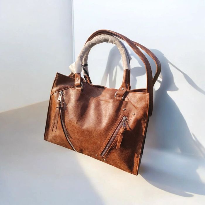 Sac à main avec bandoulière ajustable cuir polyuréthane - photo numéro 2