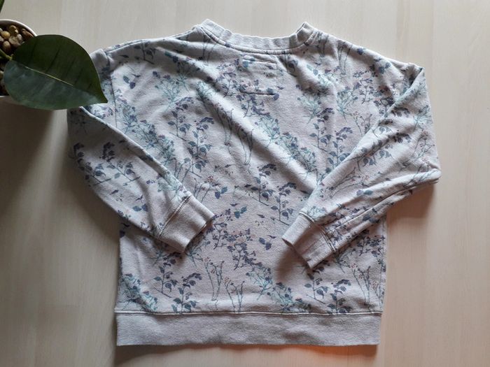 Sweat fleuri - photo numéro 3