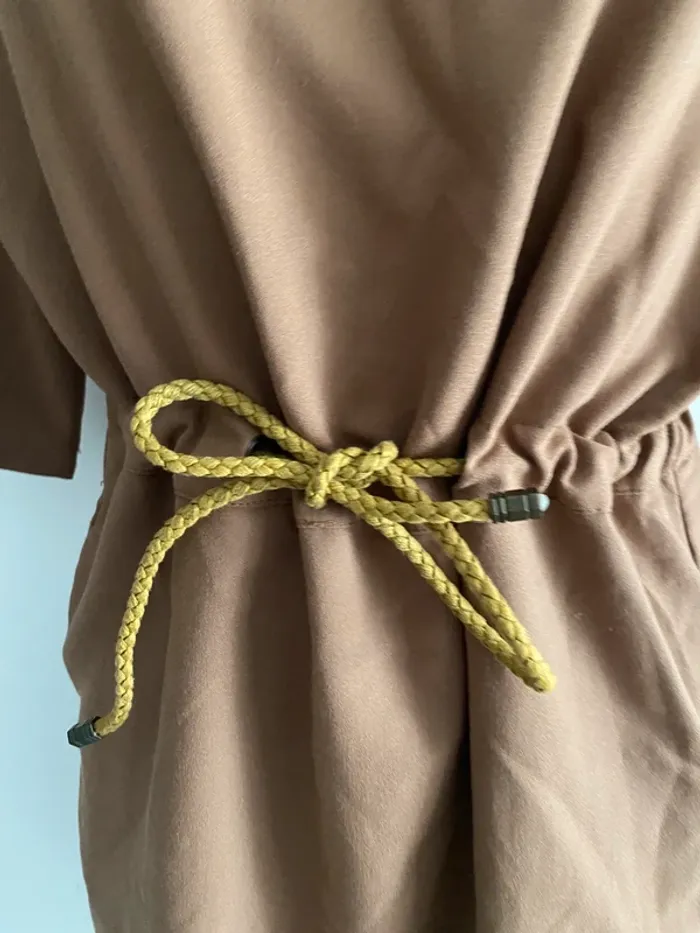 Robe taille L - photo numéro 2