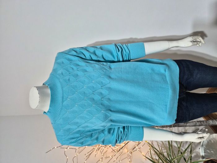 Pull bleu à motif losanges – Taille M – Très bon état - photo numéro 3