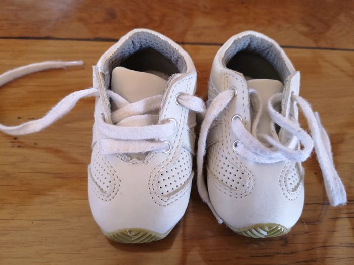 Chaussures souples. 6/9 mois - photo numéro 3