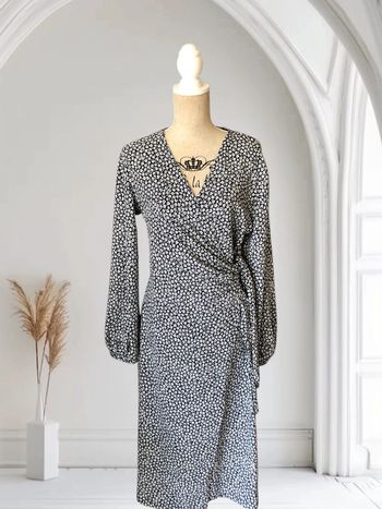 Robe longue taille 38 marine et blanche impeccable