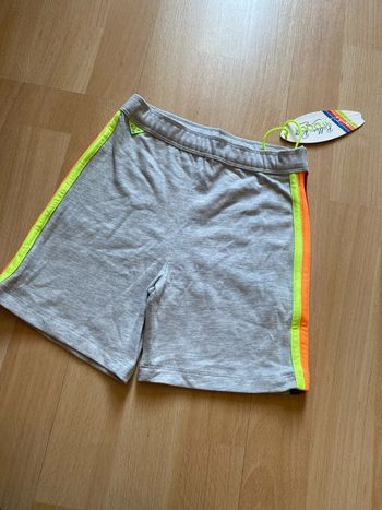 Short bermuda Woody taille 24 mois 3 ans 92 cm Neuf