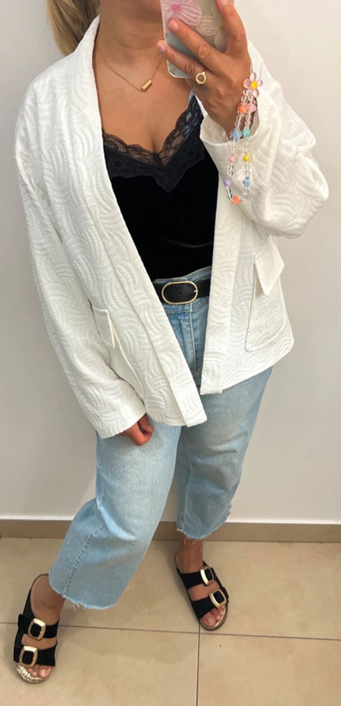Veste blanche à motifs jacquard - photo numéro 4