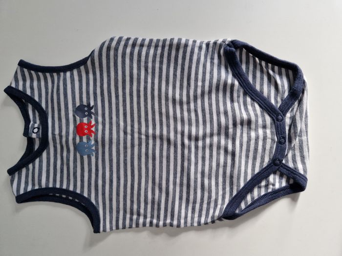 lot de 3 bodies débardeurs obaibi 24 mois - photo numéro 2