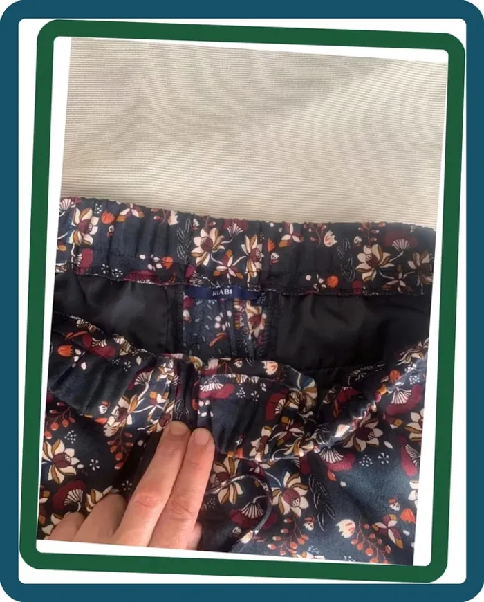 Très beau pantalon classique satiné à fleurs Kiabi 38 - photo numéro 8