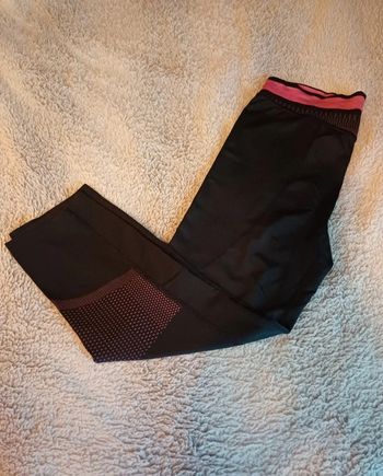 Pantacourt de sport nike femme taille 34