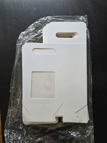 24 boîtes à cadeaux