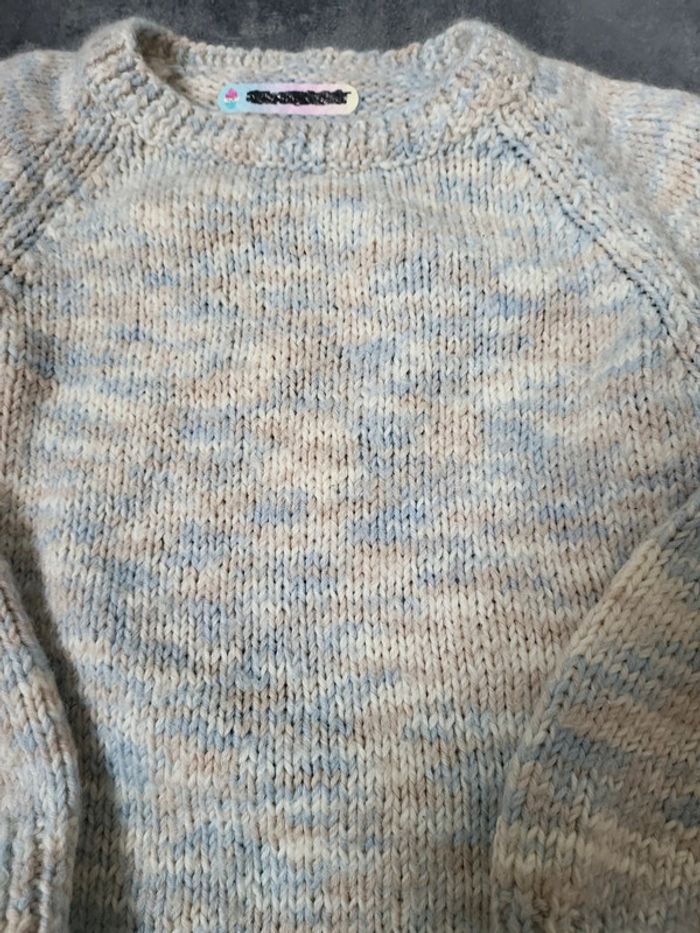 Pull en laine 4-5 ans mixte fait main très bon état - photo numéro 3