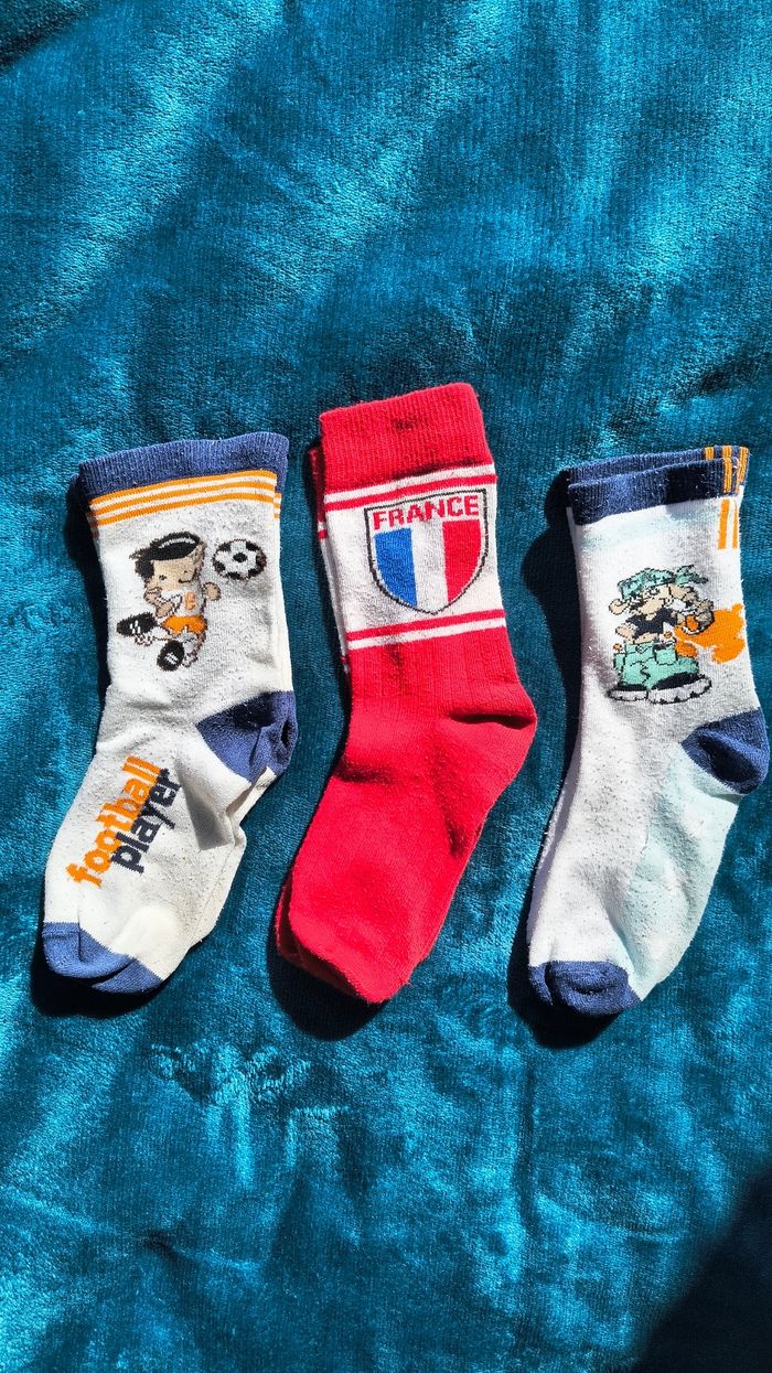 🧦 Lot de 3 paires de chaussettes blanches et rouges (P31/34) 🧦