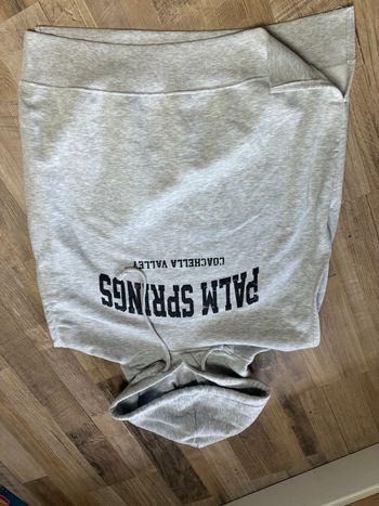 Pull sans manche gris