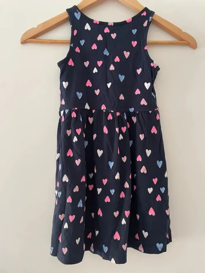 Robe H&M coeurs 4-6ans - photo numéro 2