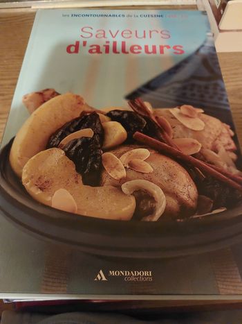 Livre de recettes  saveurs d'ailleurs 