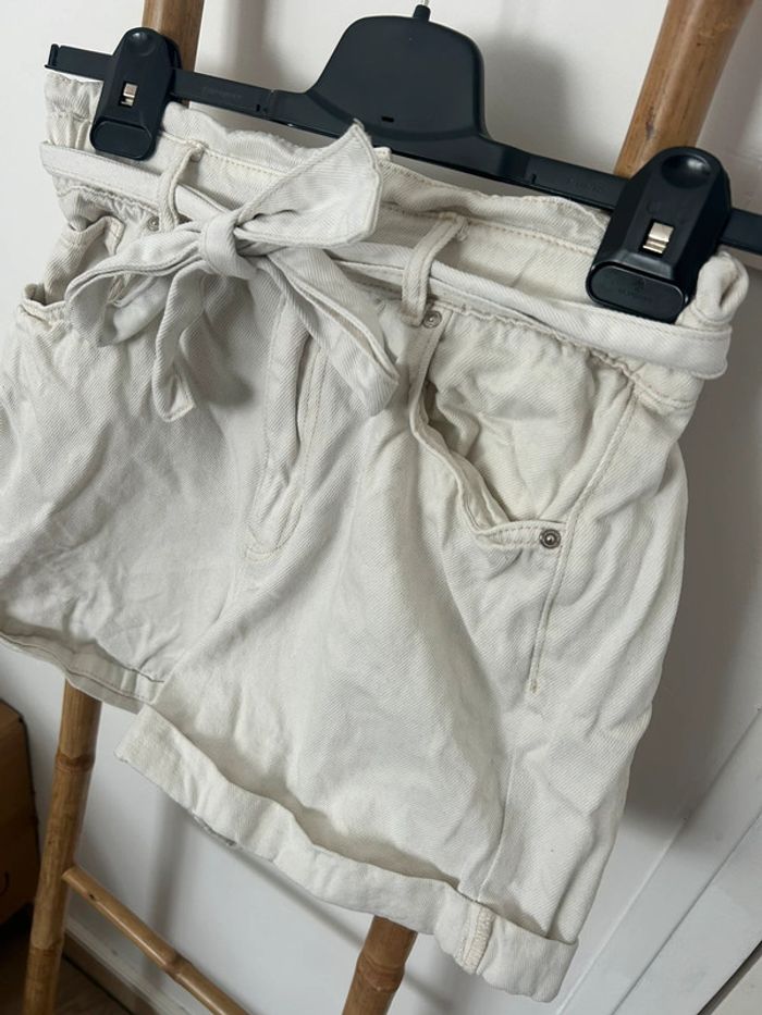 Short taille haute avec ceinture - photo numéro 2