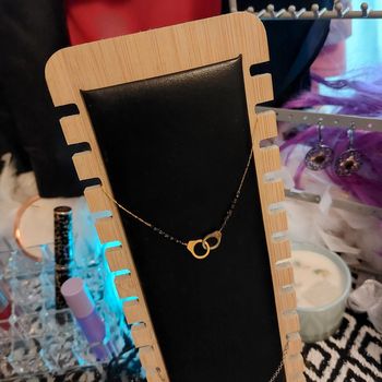 Magnifique collier acier