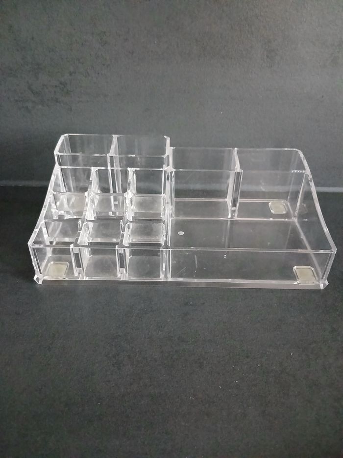 Organisateur  maquillage - compartiments variés