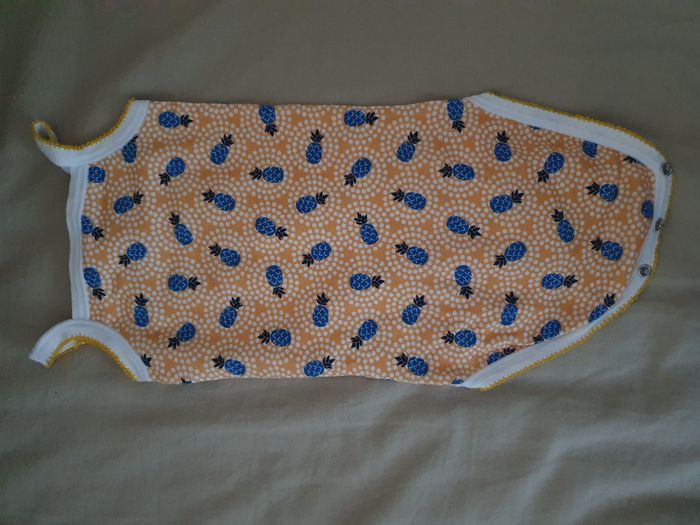 Lot de bodies 12 mois - photo numéro 7