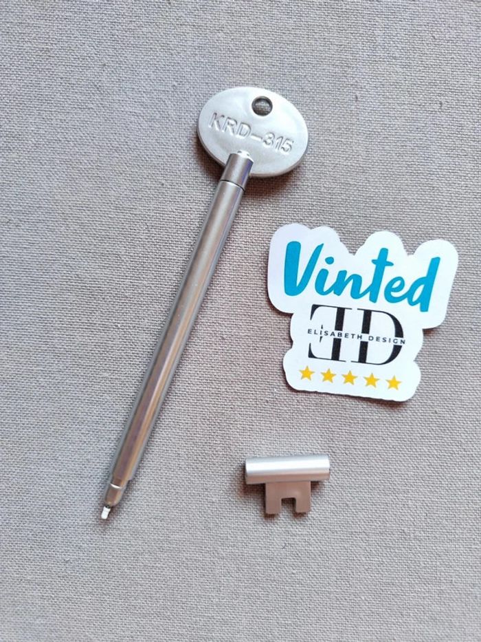 Stylo gel en forme de clé