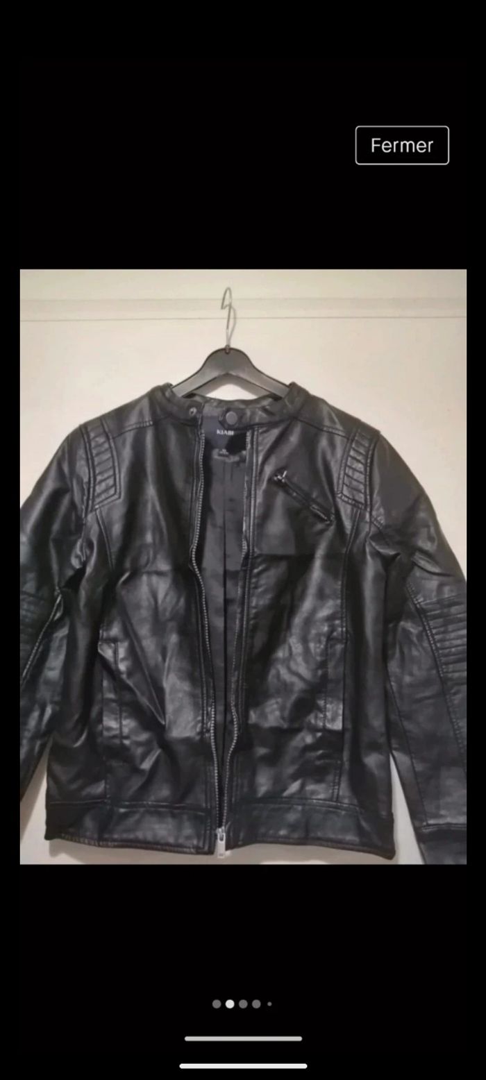 Beau blouson Kiabi en simili cuir noir. Taille 12 ans - photo numéro 2