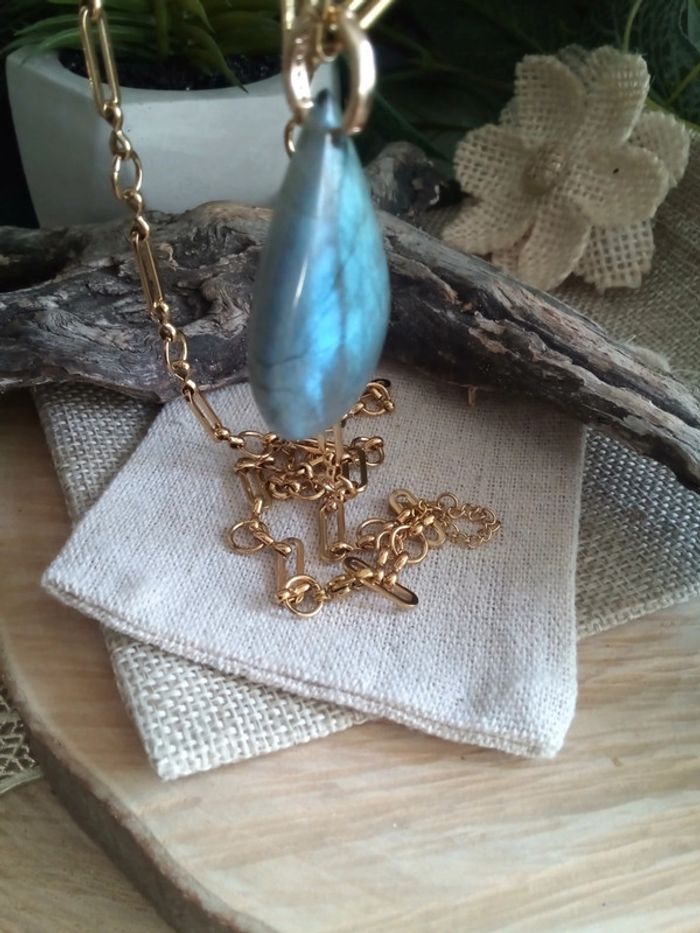 Collier pierre de labradorite bleuté forme goutte - photo numéro 5