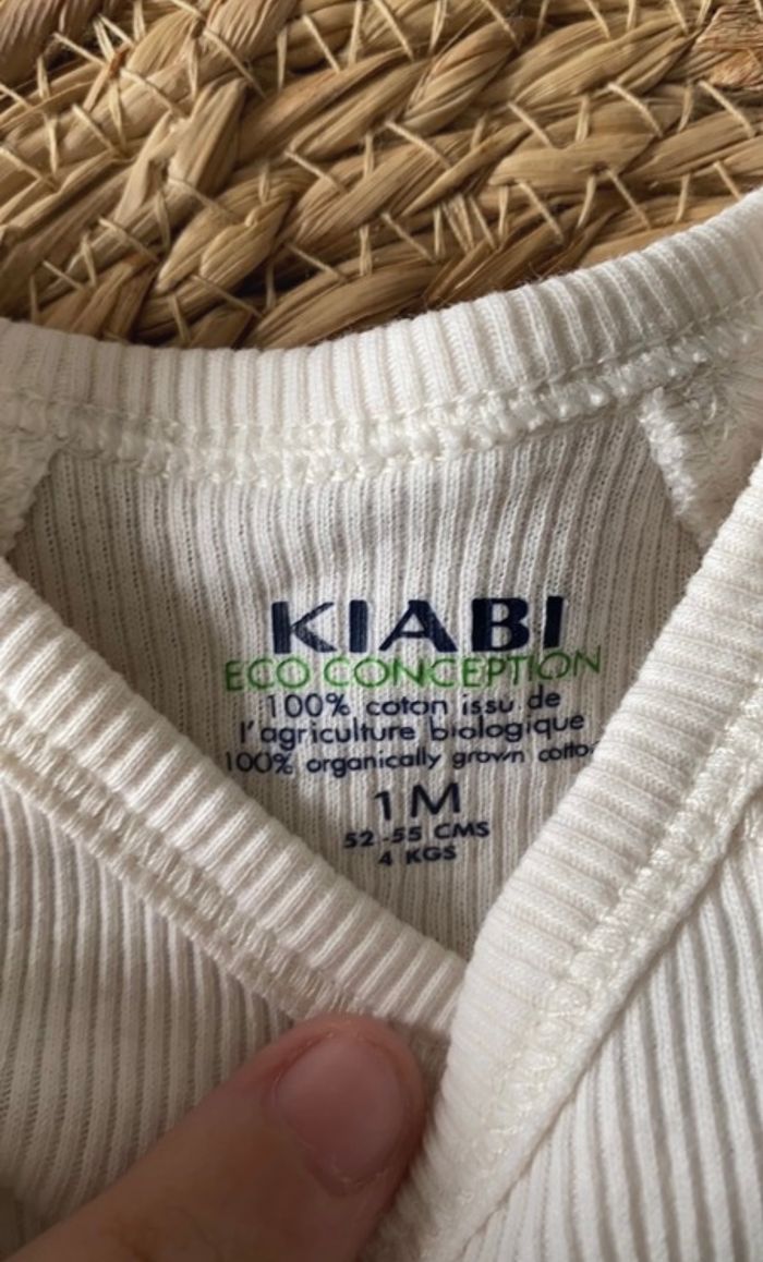 Body 1 mois - photo numéro 2