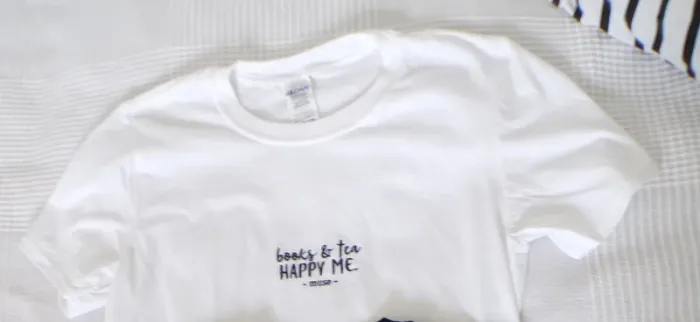 T-Shirt Gildan blanc (motifs brodés) - photo numéro 4