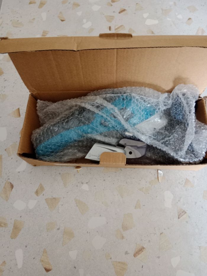 Vends ciseaux électrique - photo numéro 2